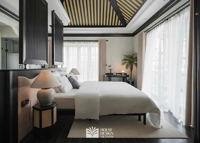 Biet Thu Mat Bien, Sun Feria , 7 Phong Ngu, Bai Chay , Villa *