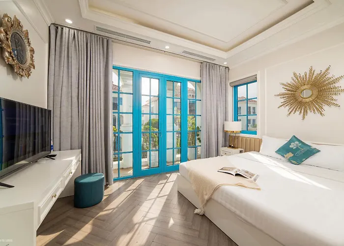 Biet Thu Mat Bien, Sun Feria , 7 Phong Ngu, Bai Chay , Villa