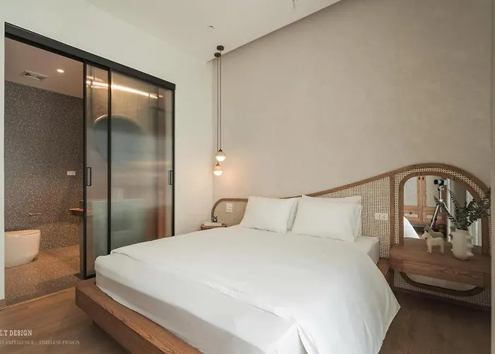Biet Thu Mat Bien, Sun Feria , 7 Phong Ngu, Bai Chay , Villa *
