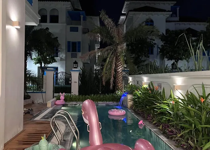 Biet Thu Mat Bien, Sun Feria , 7 Phong Ngu, Bai Chay , Villa *