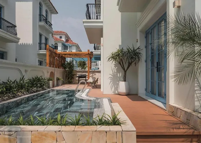 Villa Biet Thu Mat Bien, Sun Feria , 7 Phong Ngu, Bai Chay ,